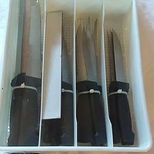 NEW KNIFE SET SOLD ////SOLD